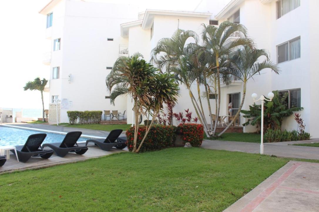 Hotel Y Suites Corita Bucerías Exterior photo